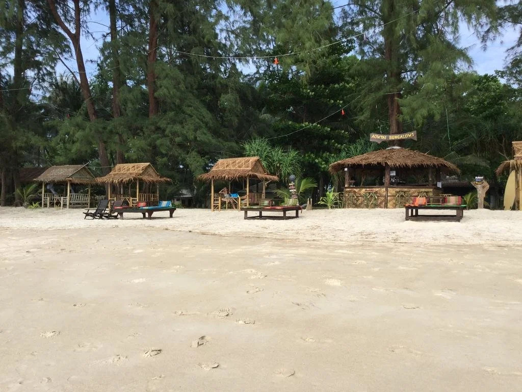 Aow Yai Bungalows