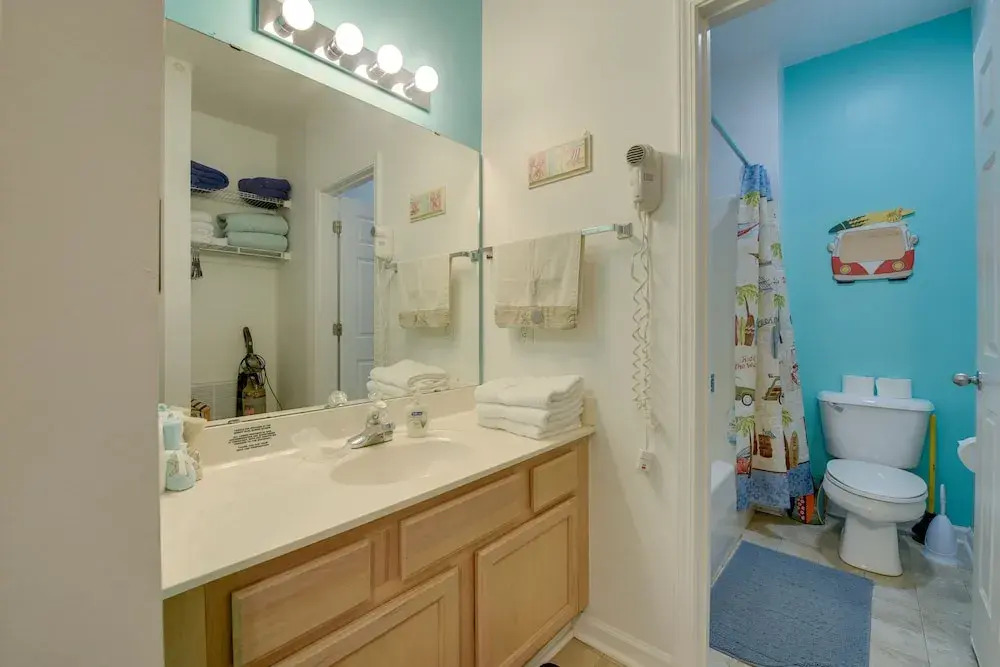 Coastal Sunset Beach Condo w/ Private Balcony!
