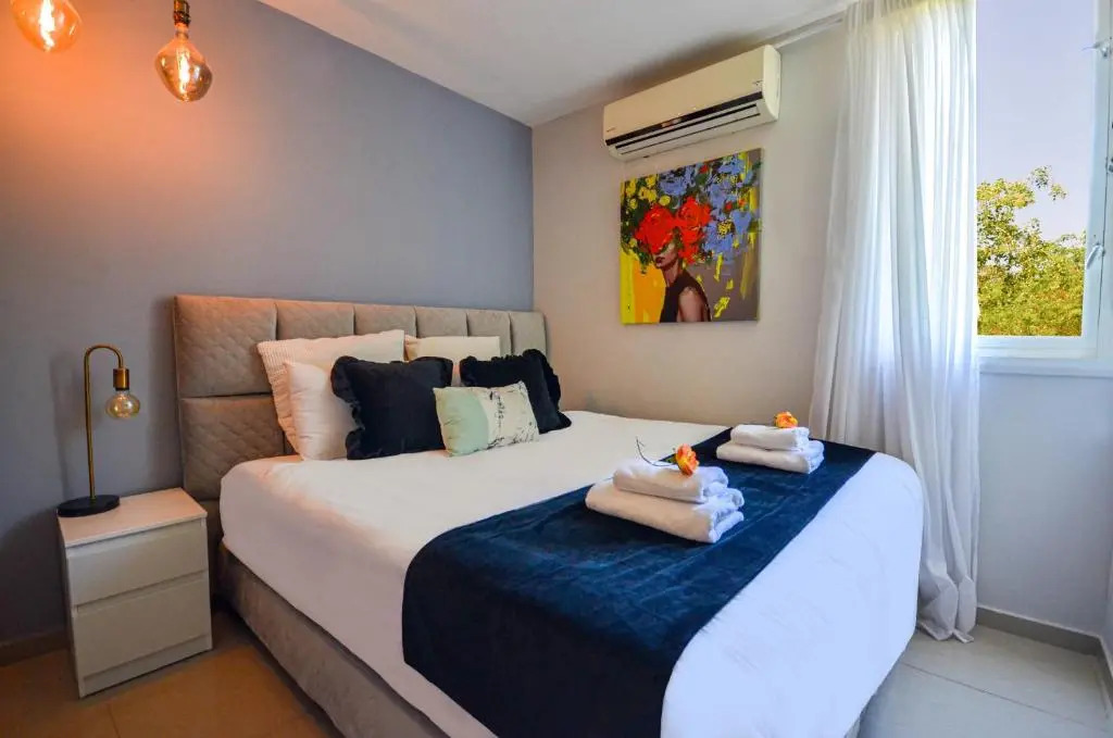 Designed amazing 3BR Apartment - Yalarent