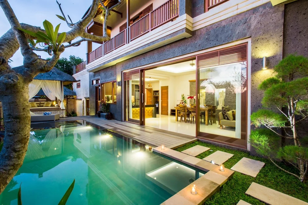 Sasha Villa