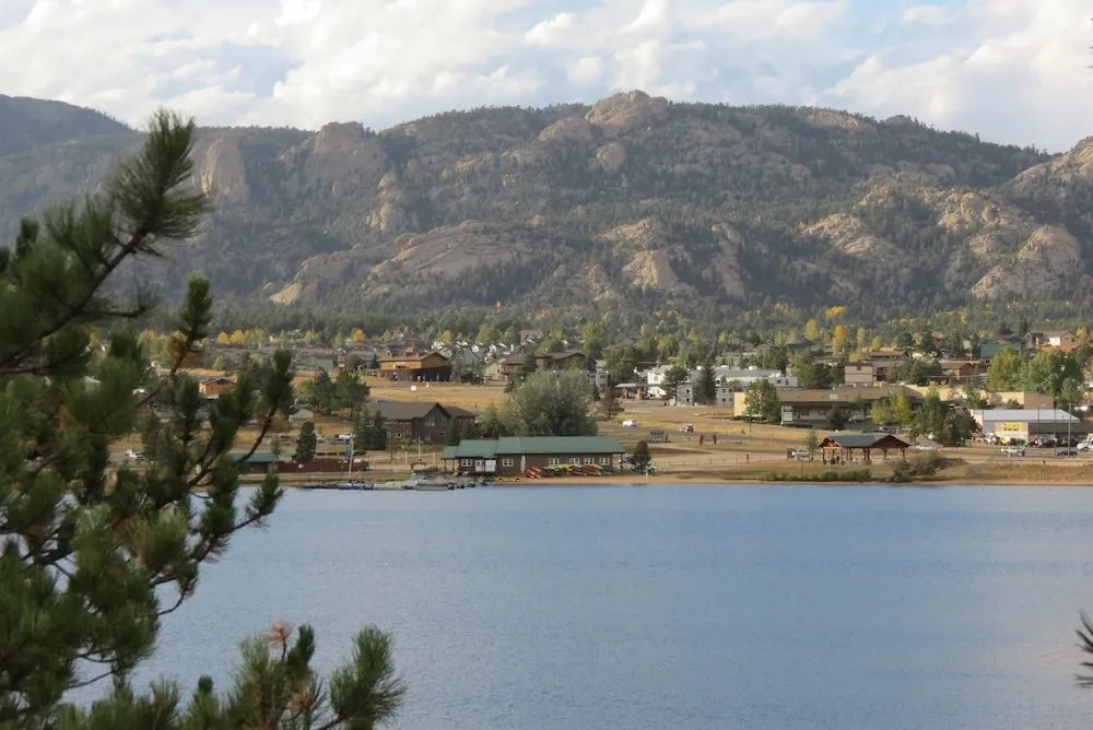 The Lake House - 3 Br Home