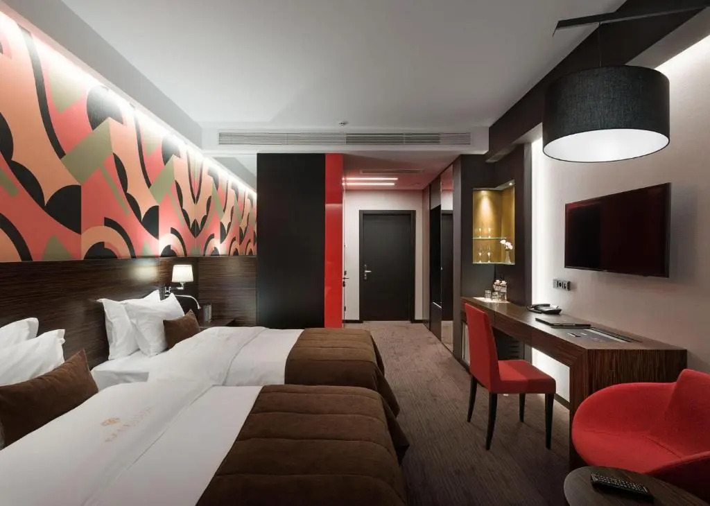 BANKHOTEL