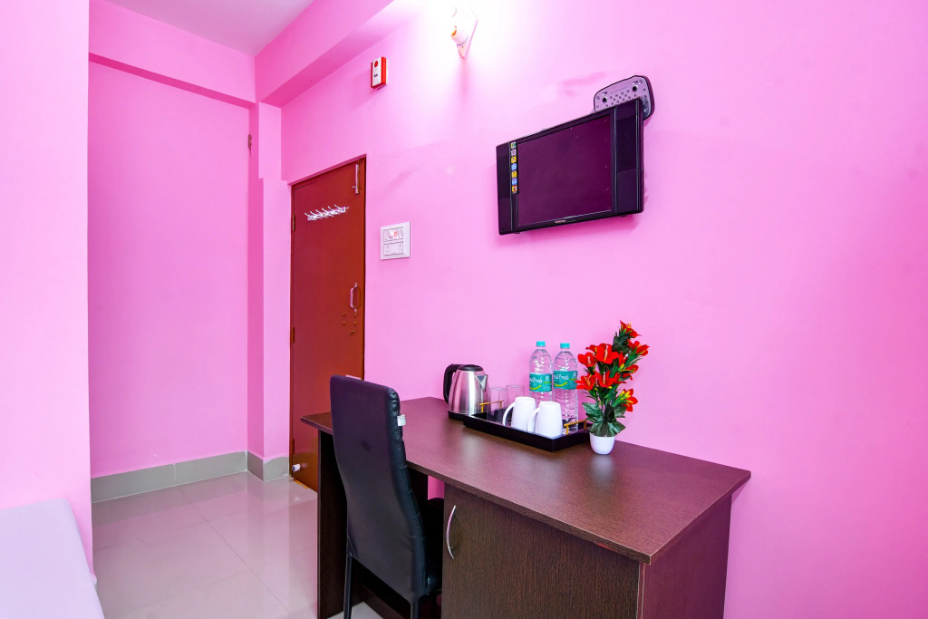 Hotel O Lotus Homestay