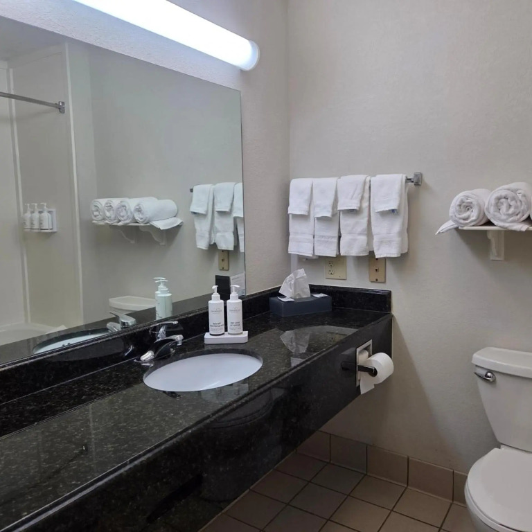 Stay Well Inn & Suites