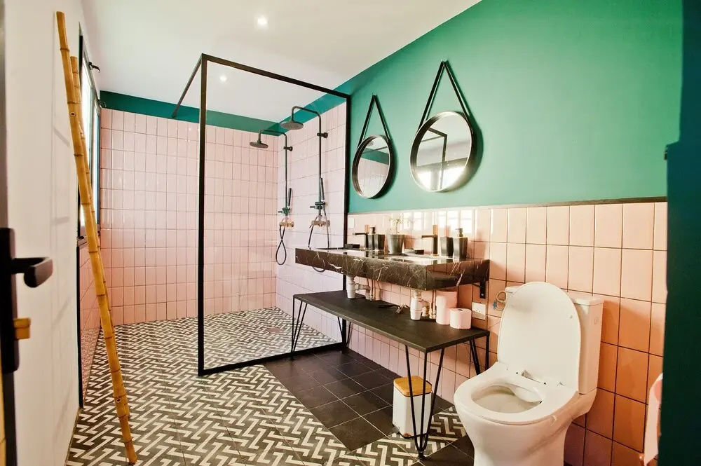 Guest house # jardin # piscine # prox centre ville