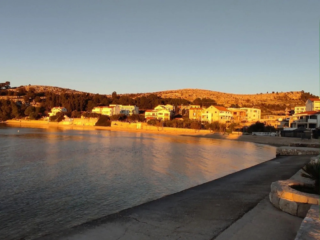 Jase - 40 m From sea - A1