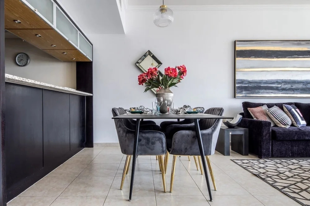 Striking 1BR in Dubai Marina - Minutes From Beach