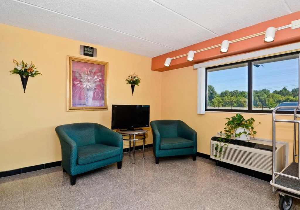 Fair View Inn & Suites