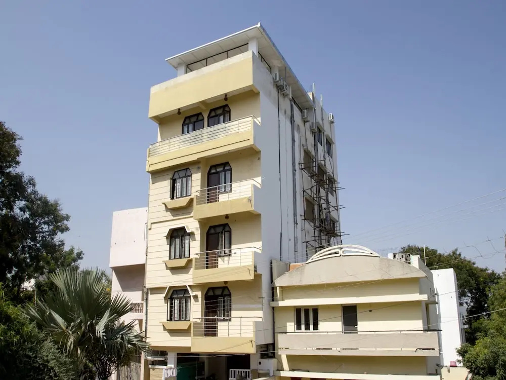 Collection O Park Heights Banjara Hills Near Gvk One Mall