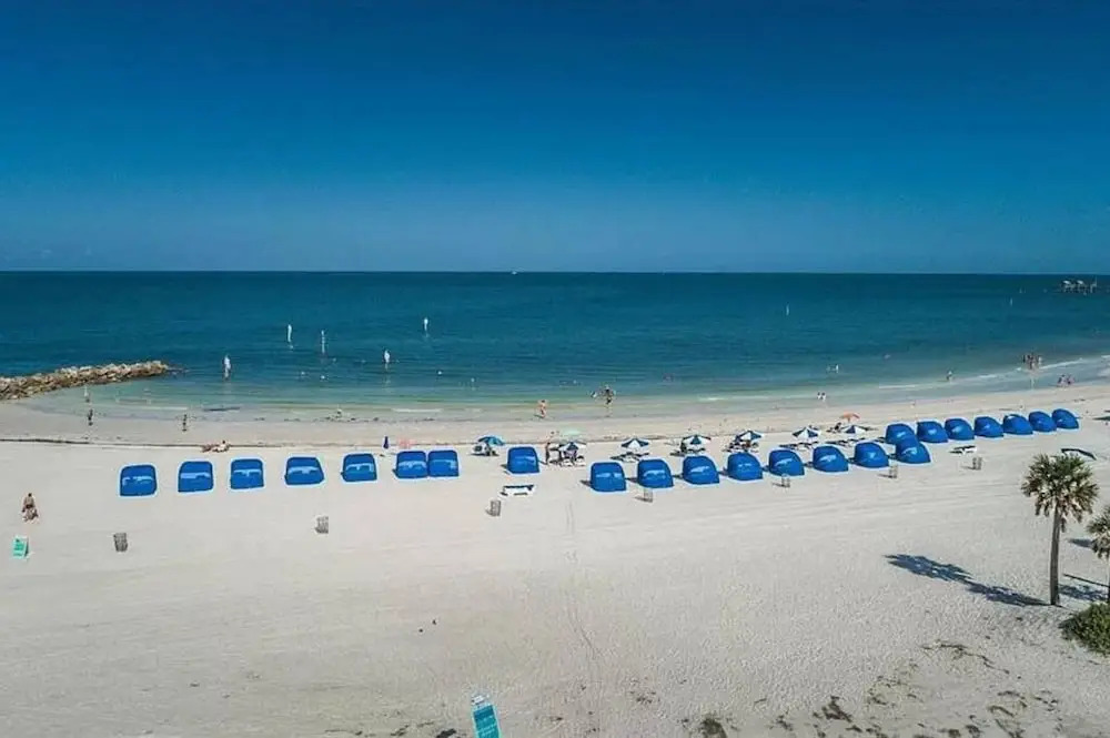 The Seashell Suite with Heated Pool and Walk to Beach