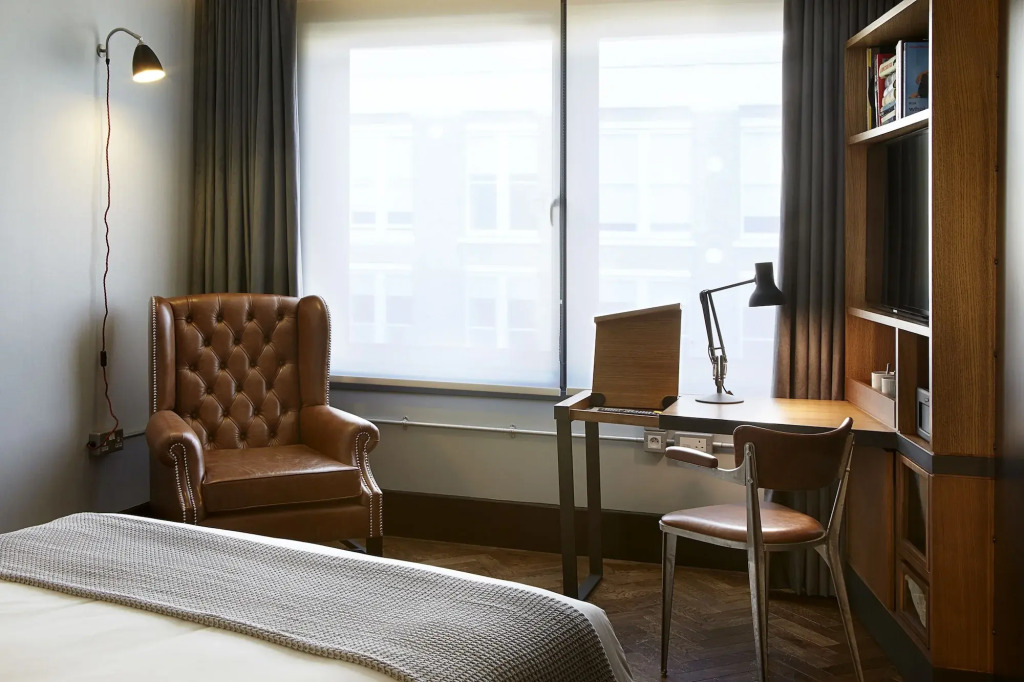 Hoxton Hotel