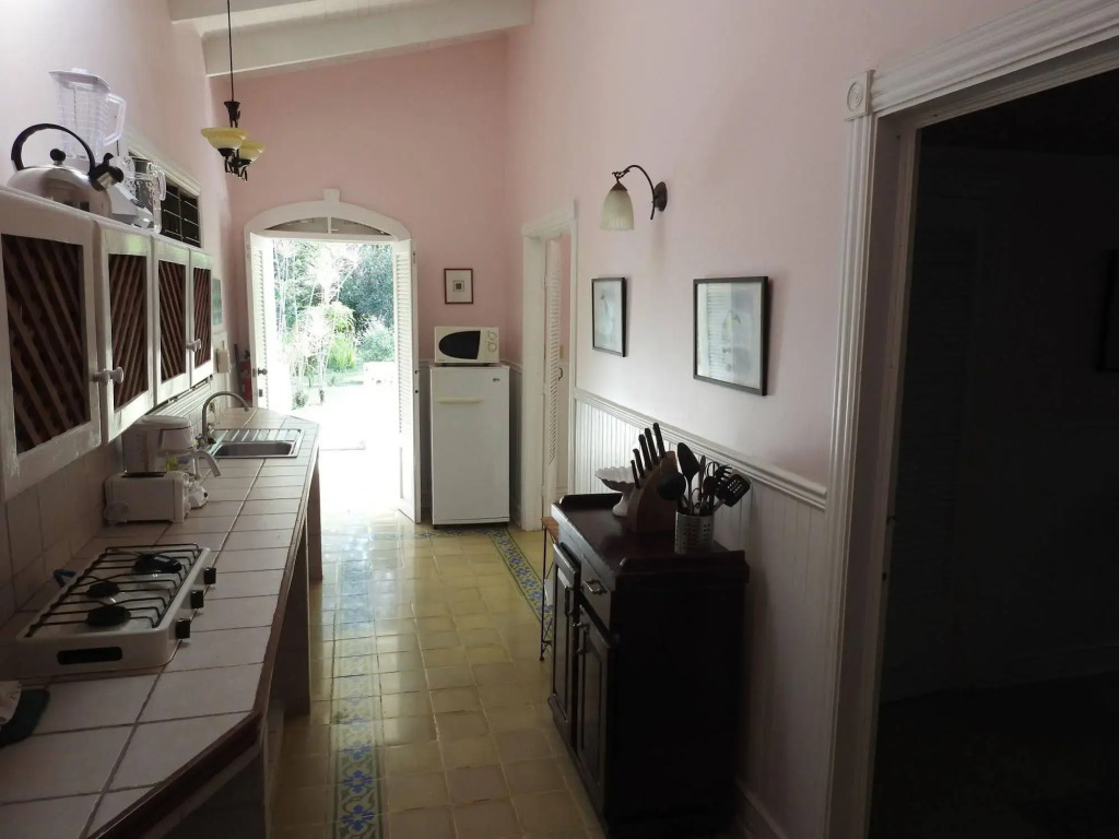 Playa Negra Guesthouse