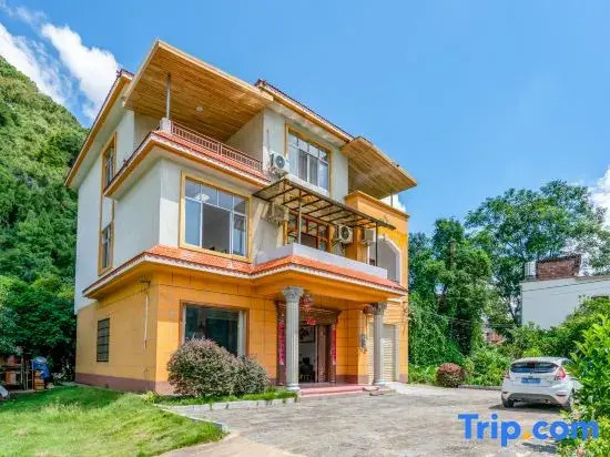 Wenhe Homestay (Yulong River Scenic Area)