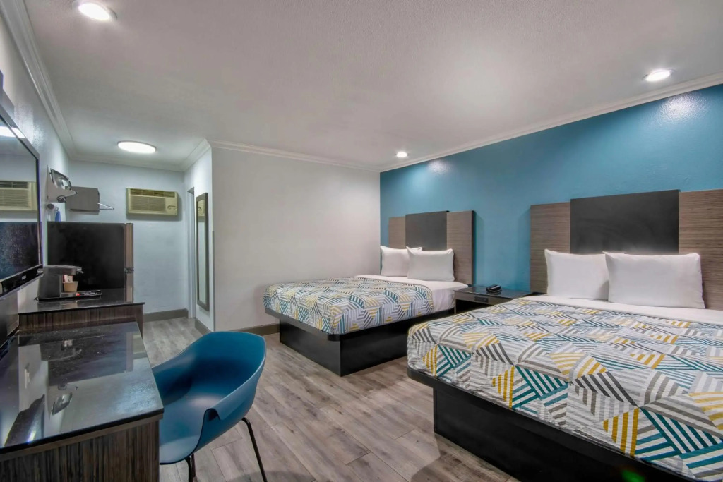 Studio 6 Suites San Bernardino, CA