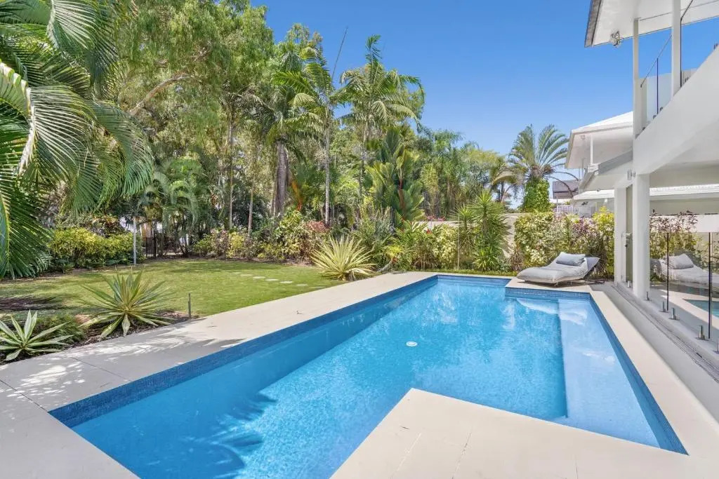 Luxury Living on the Beachfront