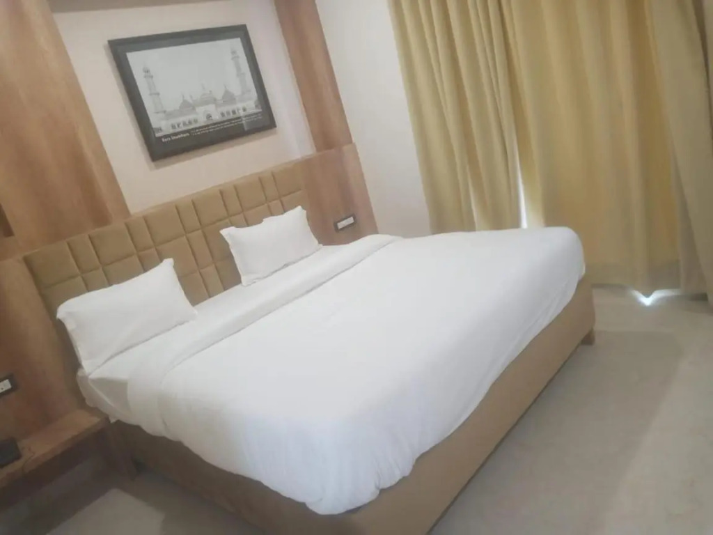 Townhouse The Nawab Hotel and Banquet