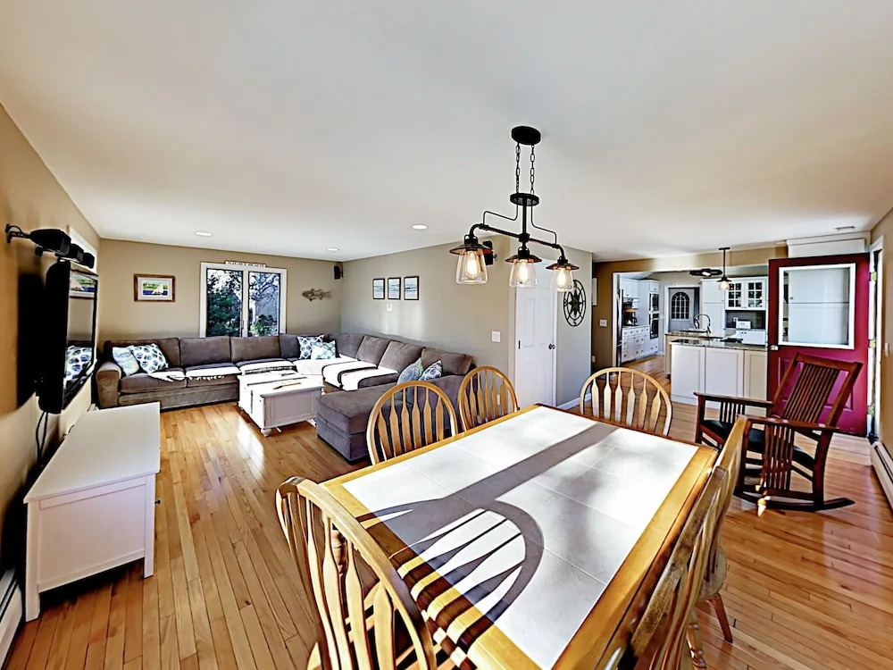 56 Stepping Stone - 5 Br Home