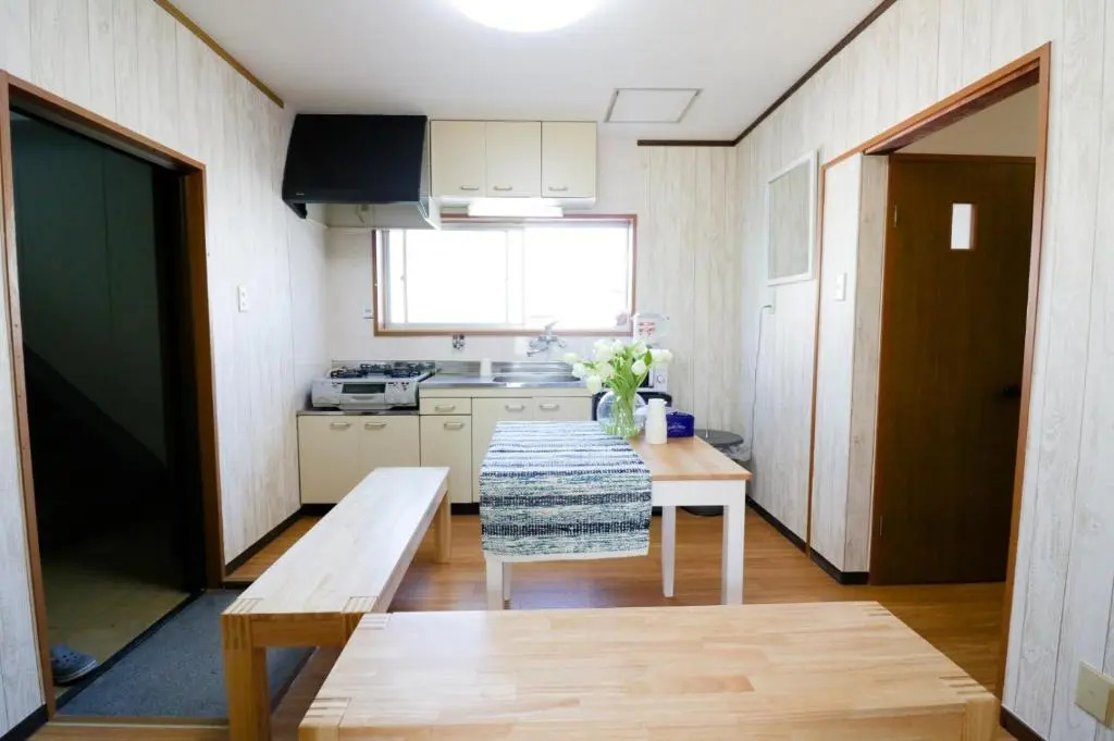 Maru House - Hostel