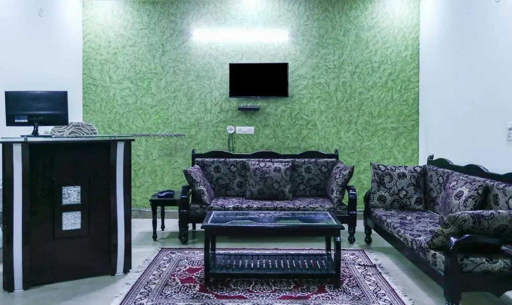 Treebo Trip Sswag 18