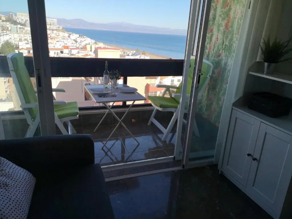 APARTAMENTO 1ª LINEA PLAYA GARAJE PISCINAS TERRAZA