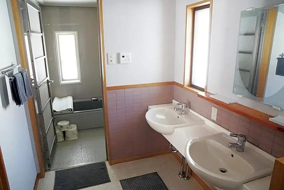 Shirokuma Lodge Hakuba