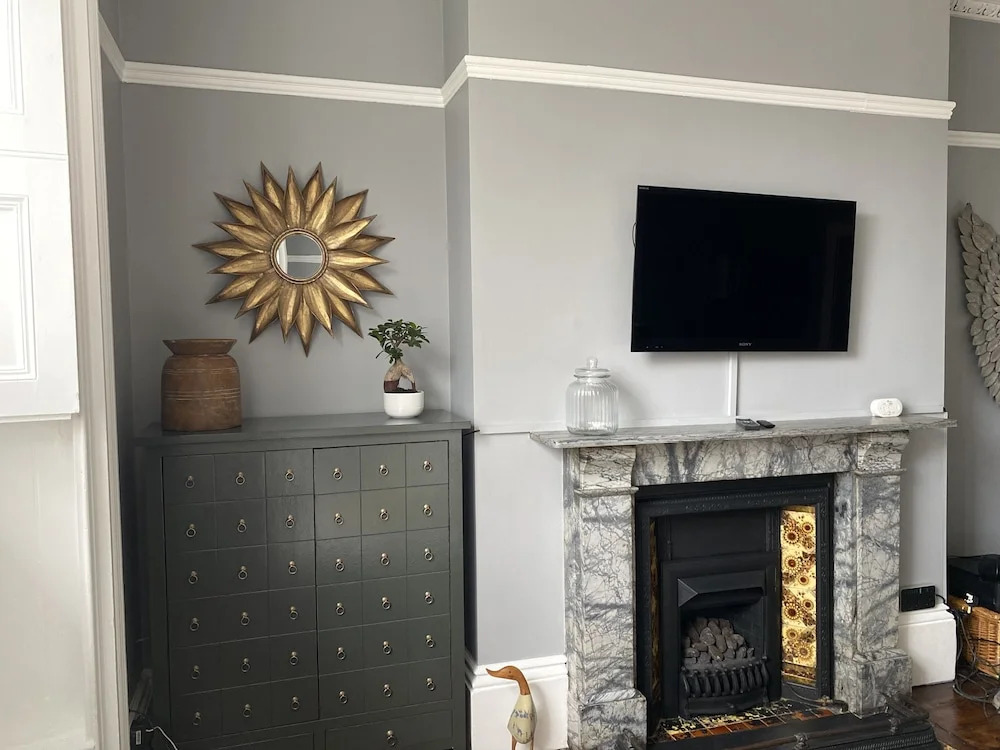 Beautiful 1-bed Apartment in Cheltenham