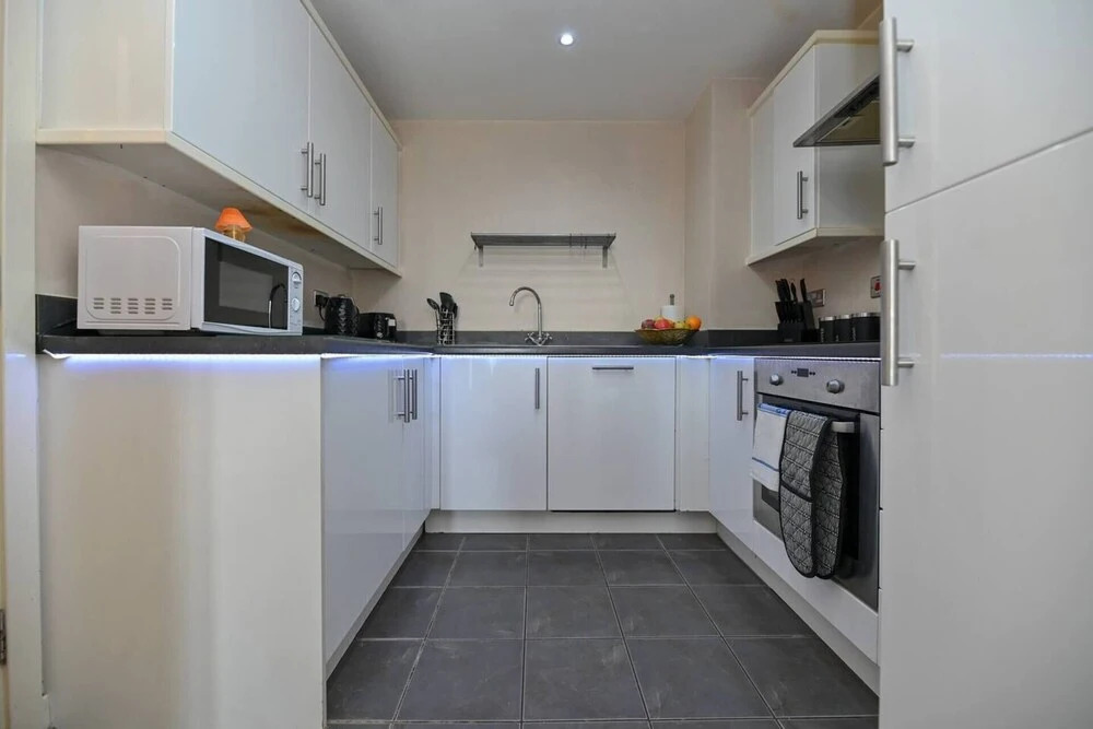 Tennyson Two Bedroom Apartment