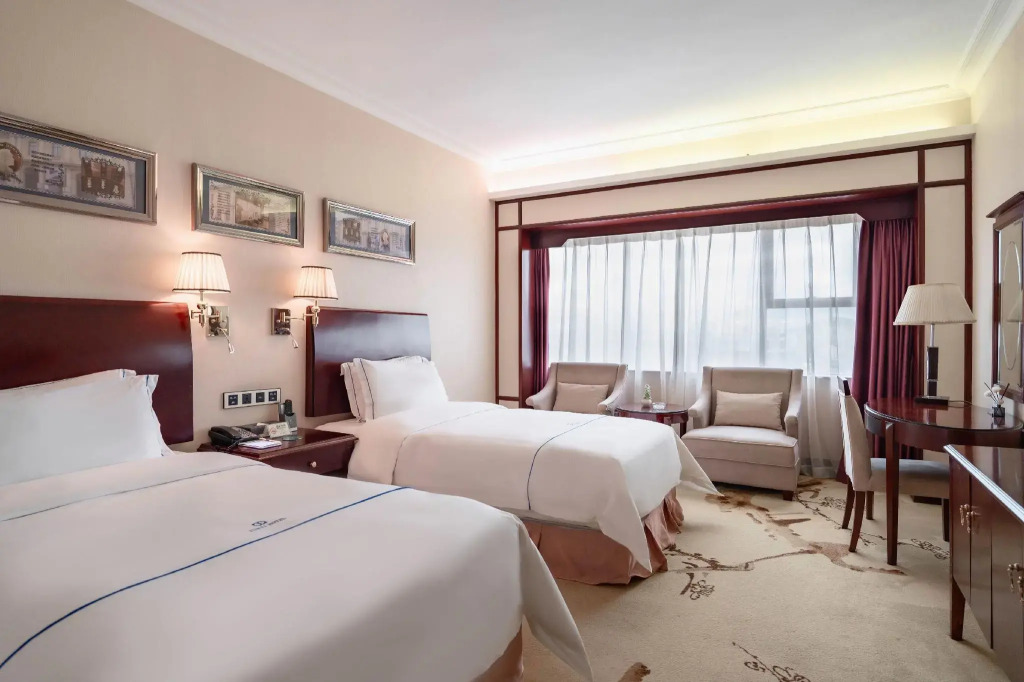 Junyi Hotel