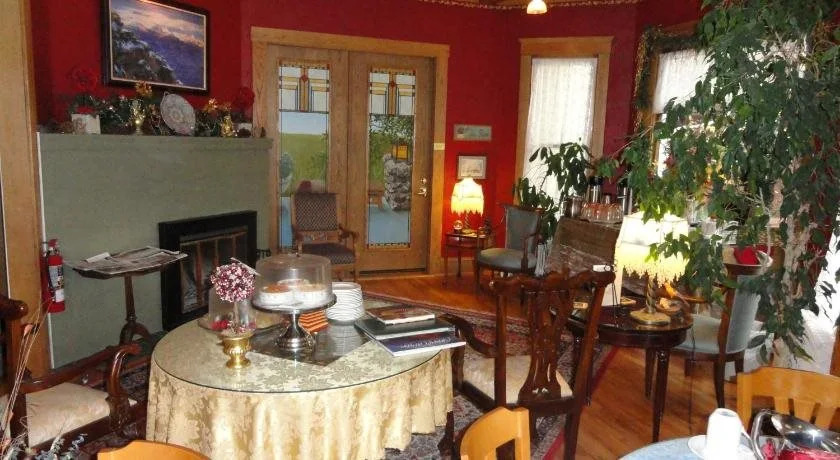 Bespoke Inn Flagstaff