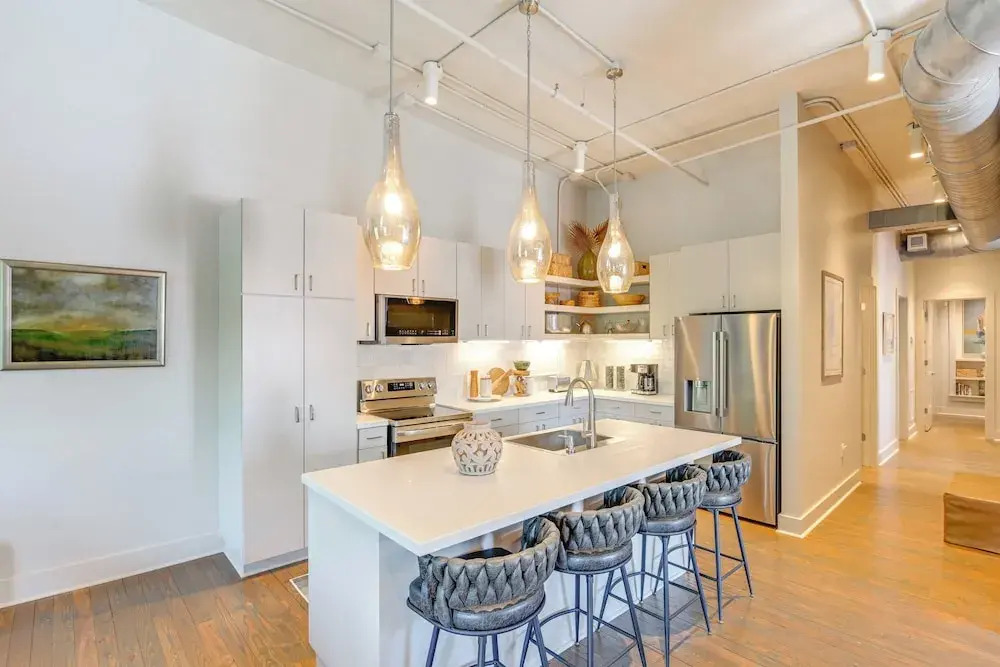 Walk to Vanderbilt: Eclectic Apt in Nashville