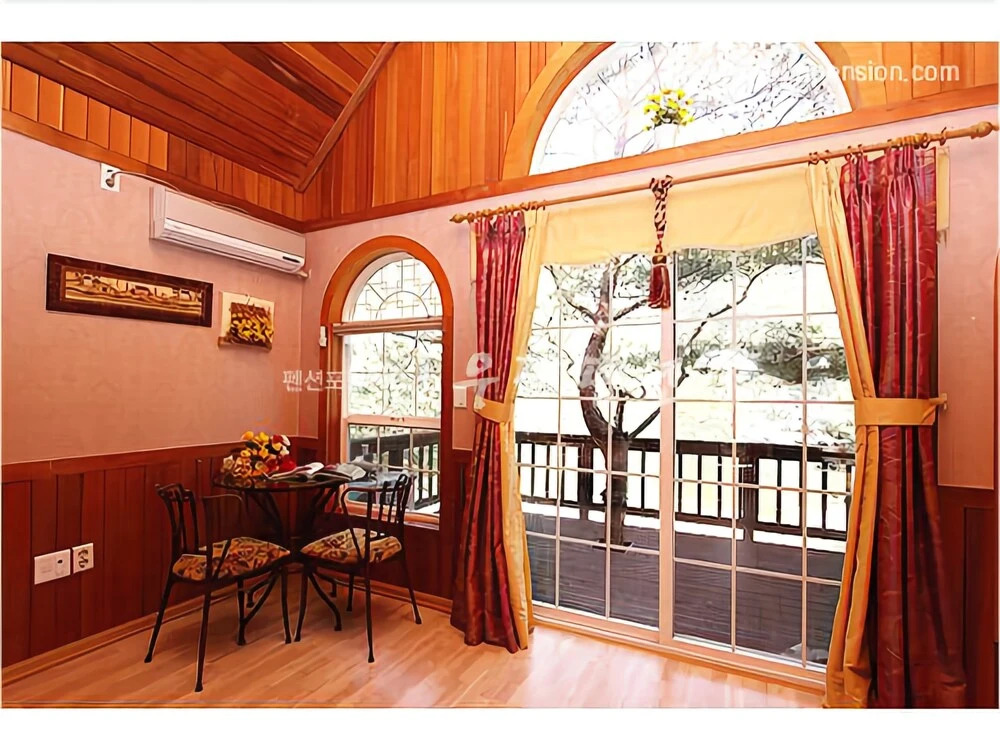 Wangju Hoam Villa Pension