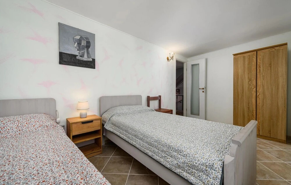 Beautiful Home in Vizinada With Wifi and 2 Bedrooms