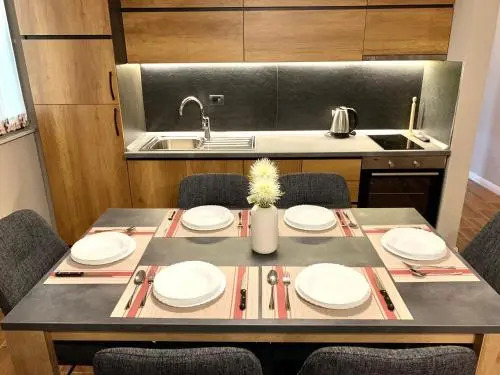 E.K.A Luxury Apartment 1