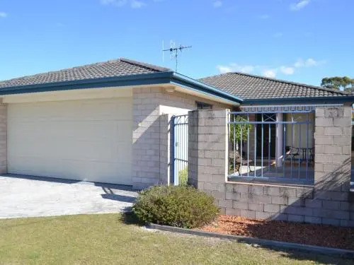 1/54 Parkes, Airconditioned