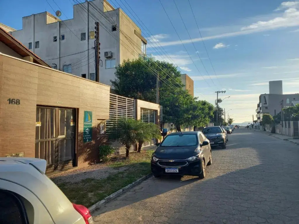Suítes Itaigara INFRAERD