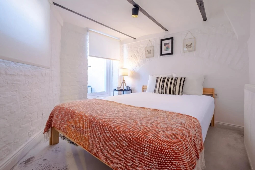 Vibrant Flat 5 Minutes Walk to Istiklal in Beyoglu