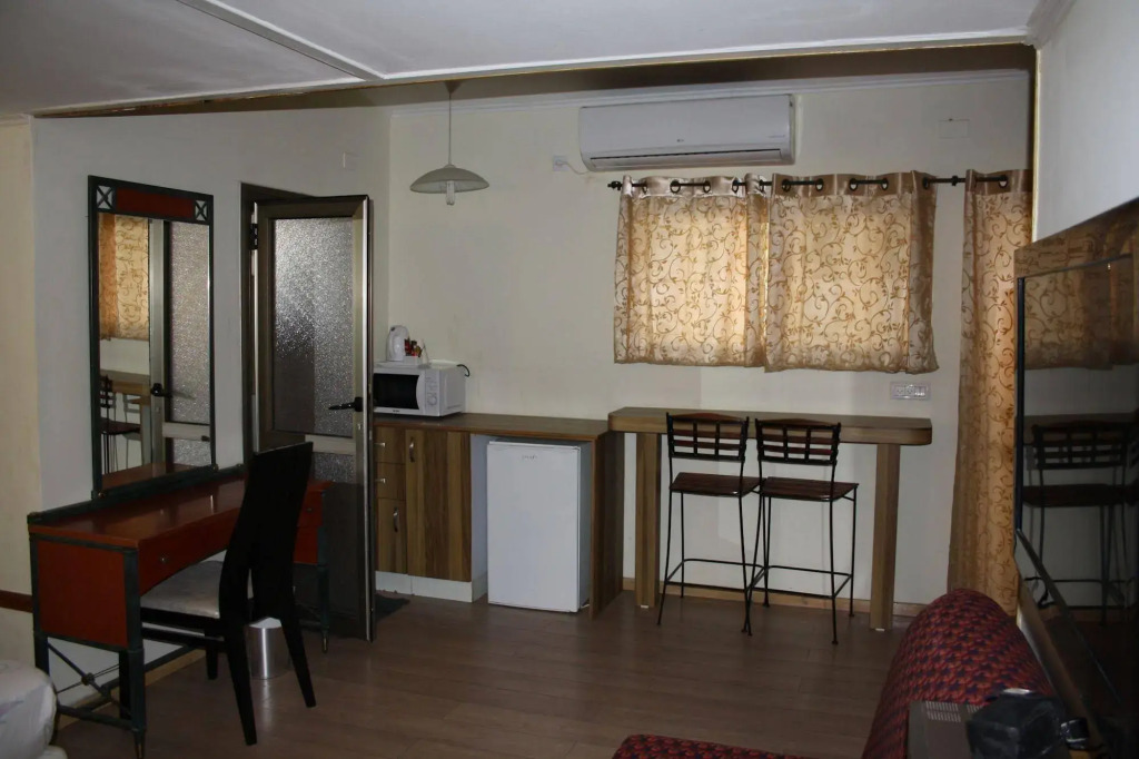 Arava Hostel
