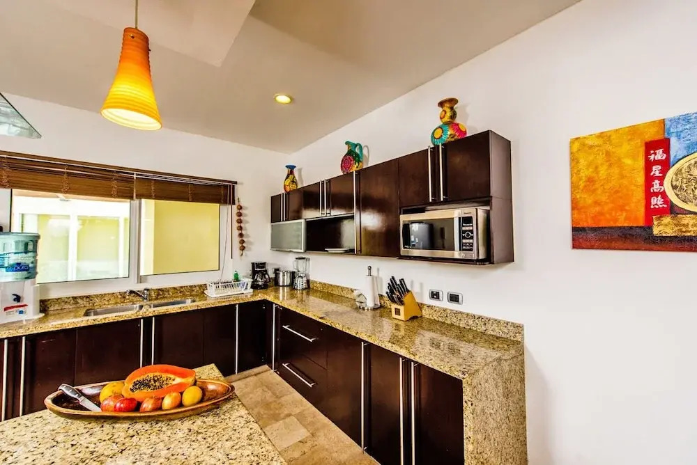 Mamitas Village PH301 by PRP
