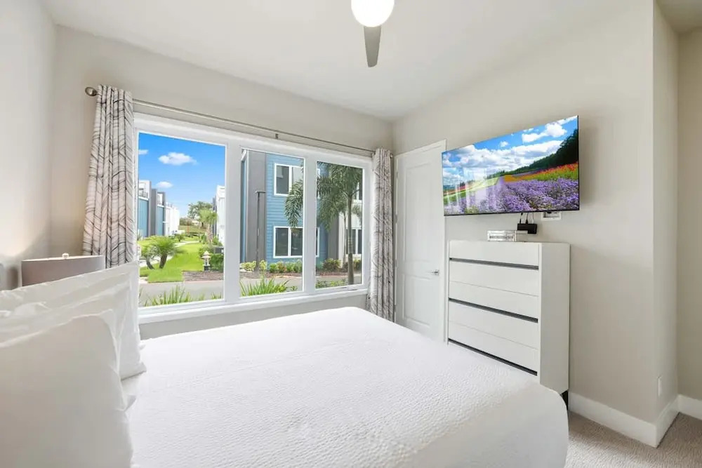 Resort-style 4-bed Loft Condo