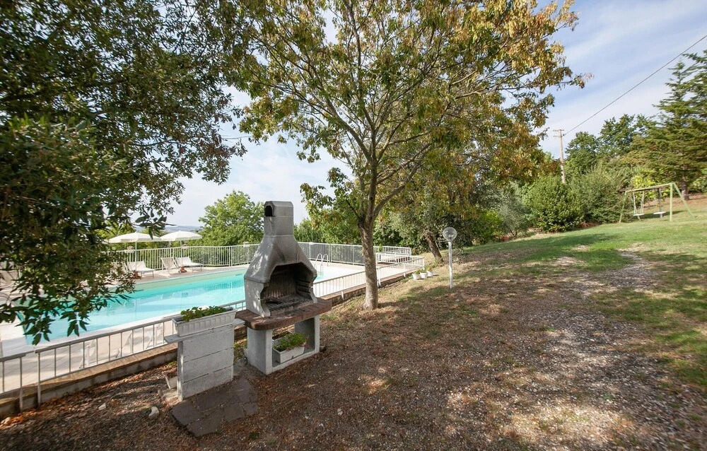 Beautiful Apartment in Pieve di Santa Luce With 1 Bedrooms, Wifi and Outdoor Swimming Pool