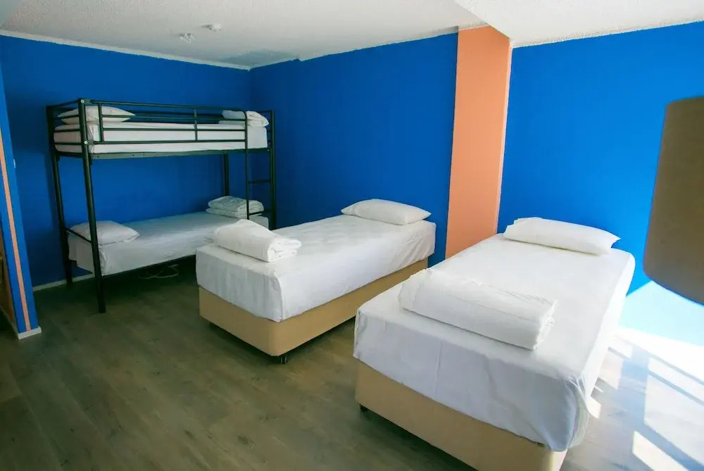 Rainbow Bay Backpackers