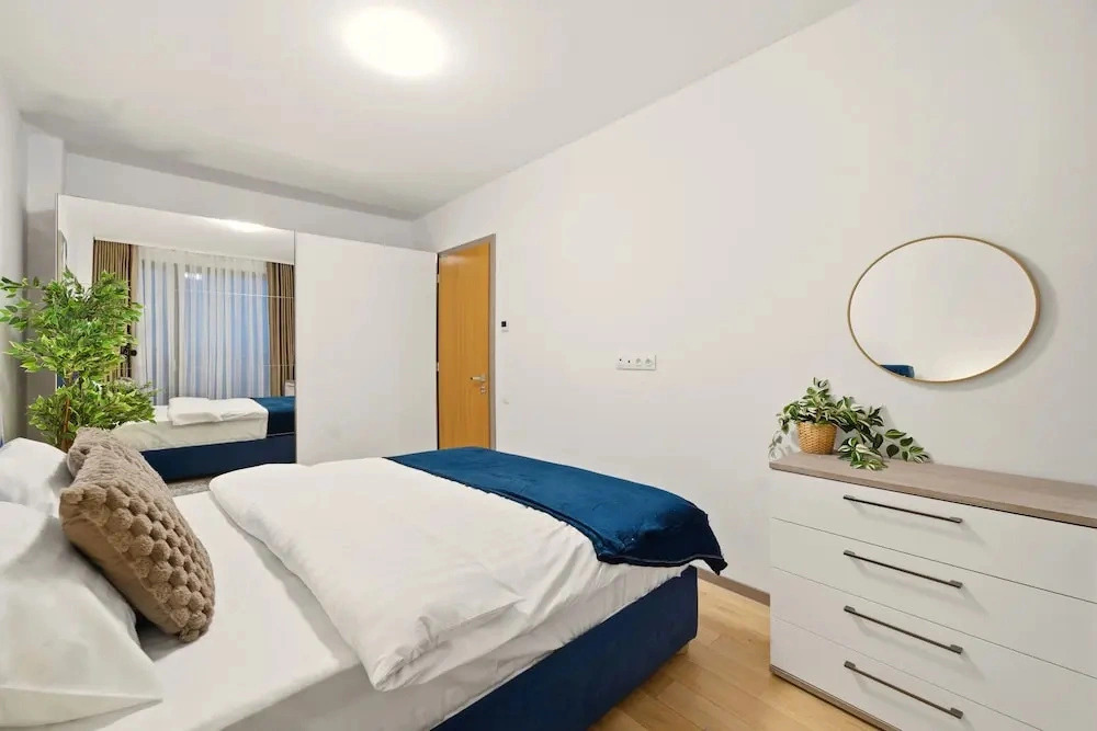 Central Monarh Tower Accomodation
