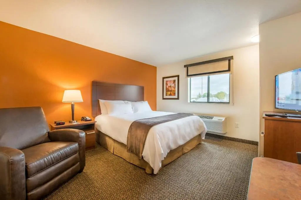 La Quinta Inn & Suites by Wyndham Greenville Woodruff Rd
