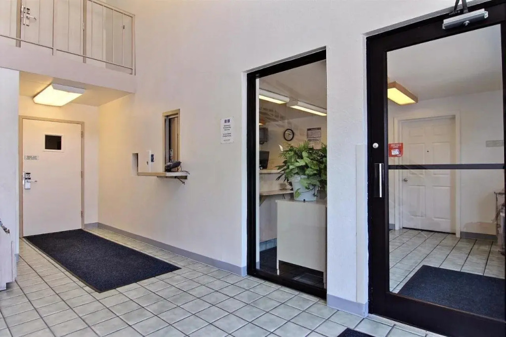Motel 6-Merrillville, IN