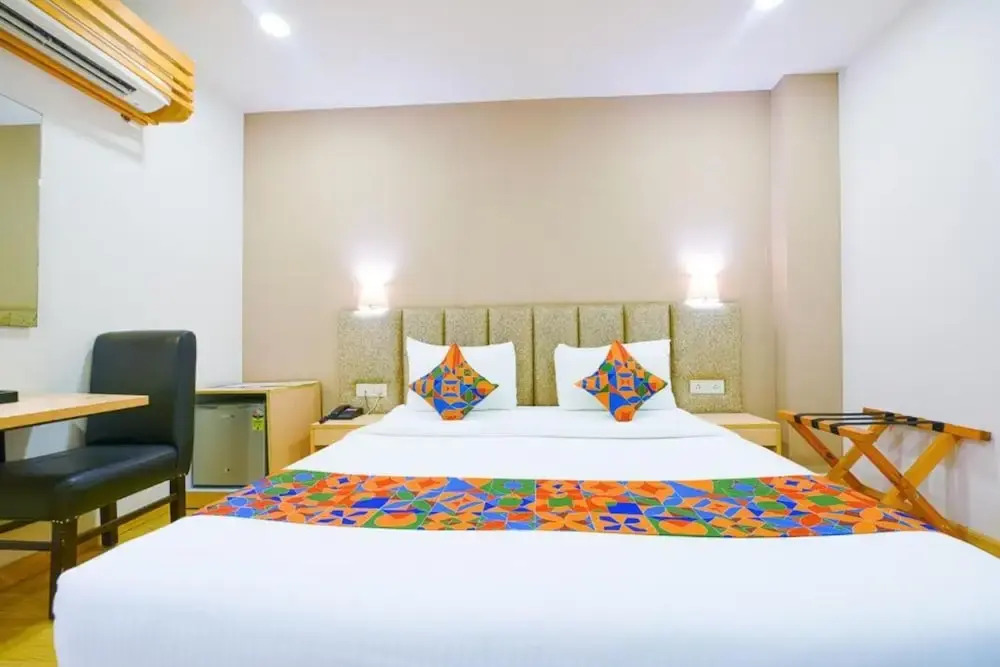FabHotel The Residency 44 Noida