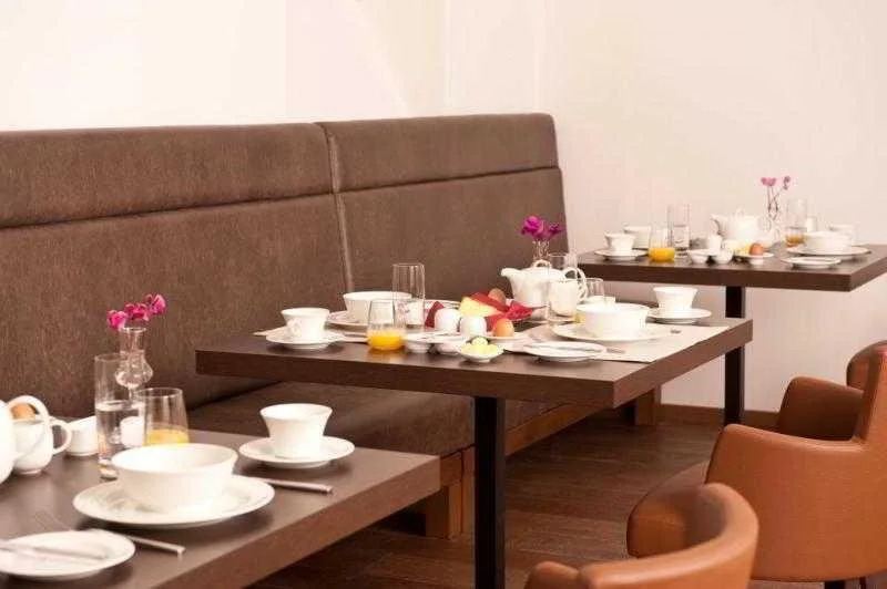 Monopatia Resort