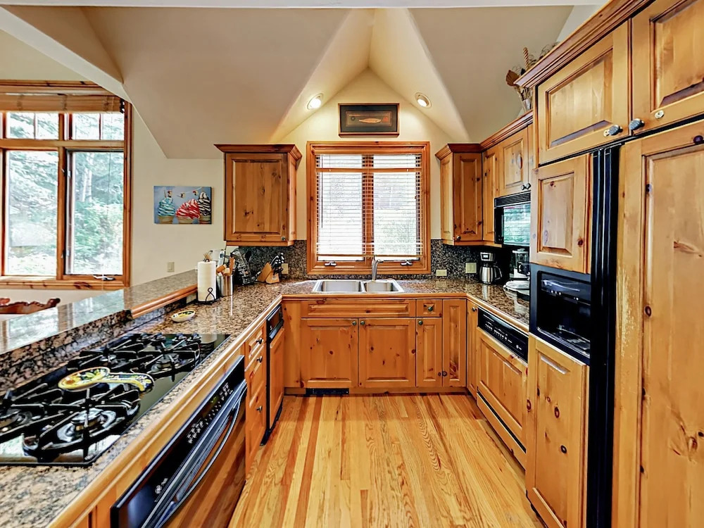 663 Sawatch Drive Townhouse Unit 1 3 Bedrooms 3 Bathrooms Townhouse