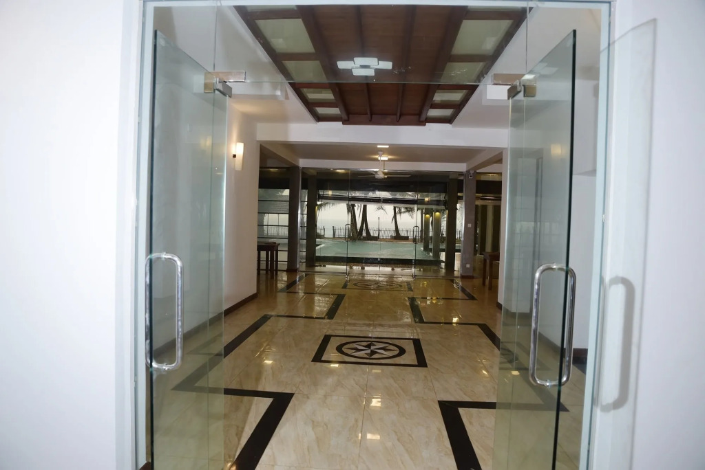 Hikka Sands & SPA