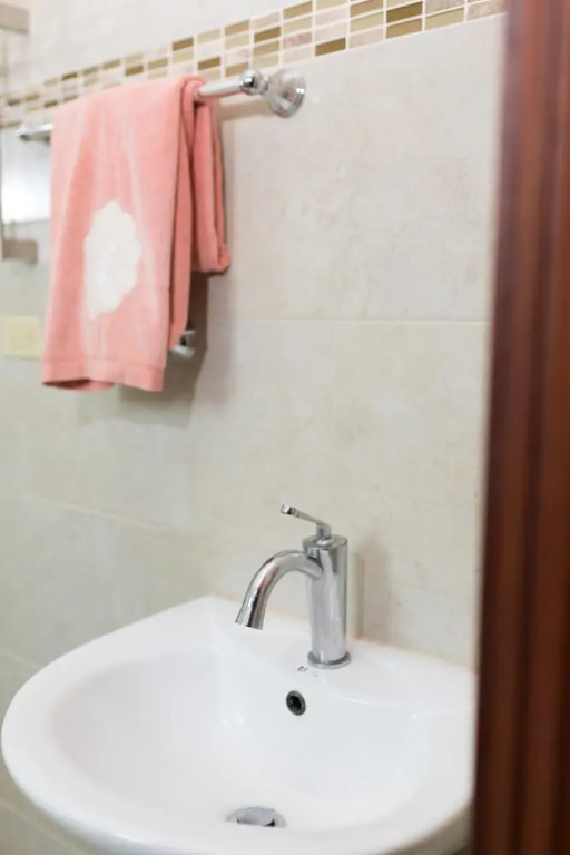 New Kingston Guest Apartment at Inglaterra I