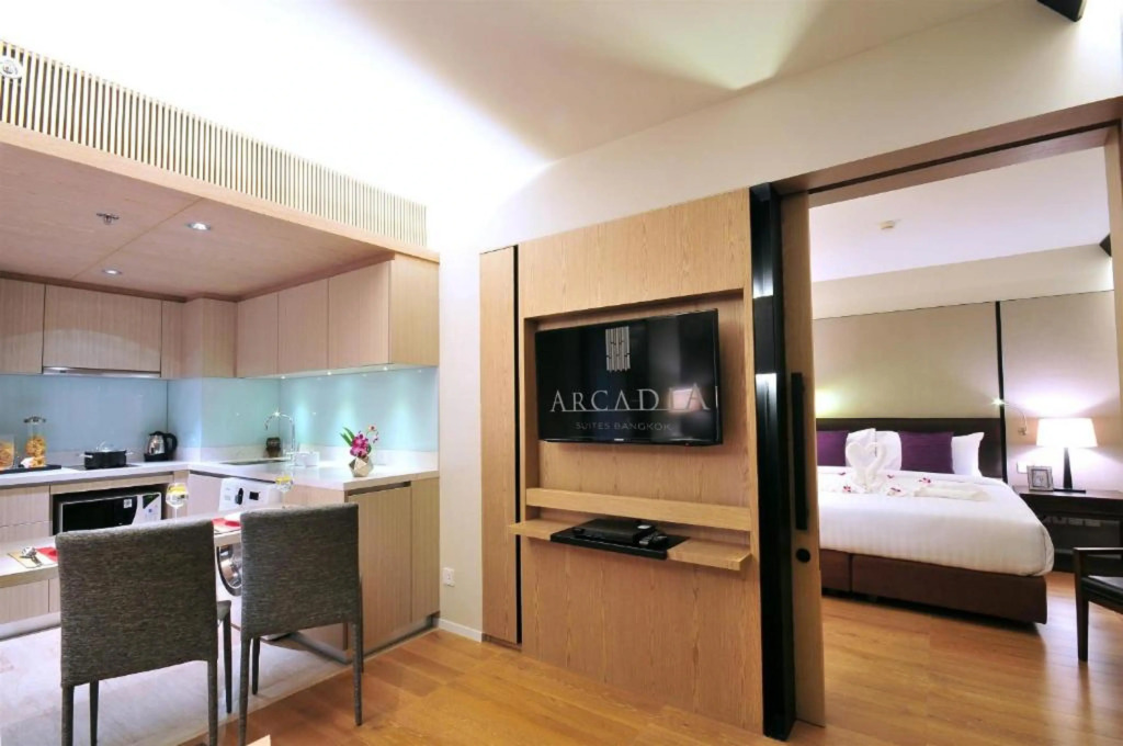 Arcadia Suites Ploenchit Bangkok